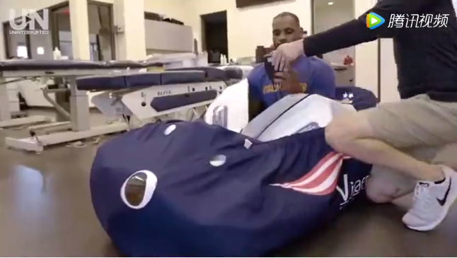 詹姆斯、貝克漢姆、菲爾普斯，他們?yōu)槭裁从醚跖摚? /><span id=